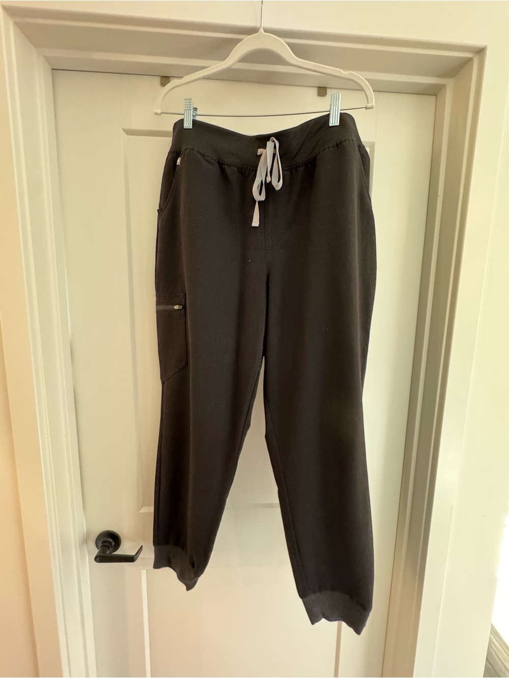 Figs High Waisted Zamora Jogger Scrub Pants - Picture 2 of 5